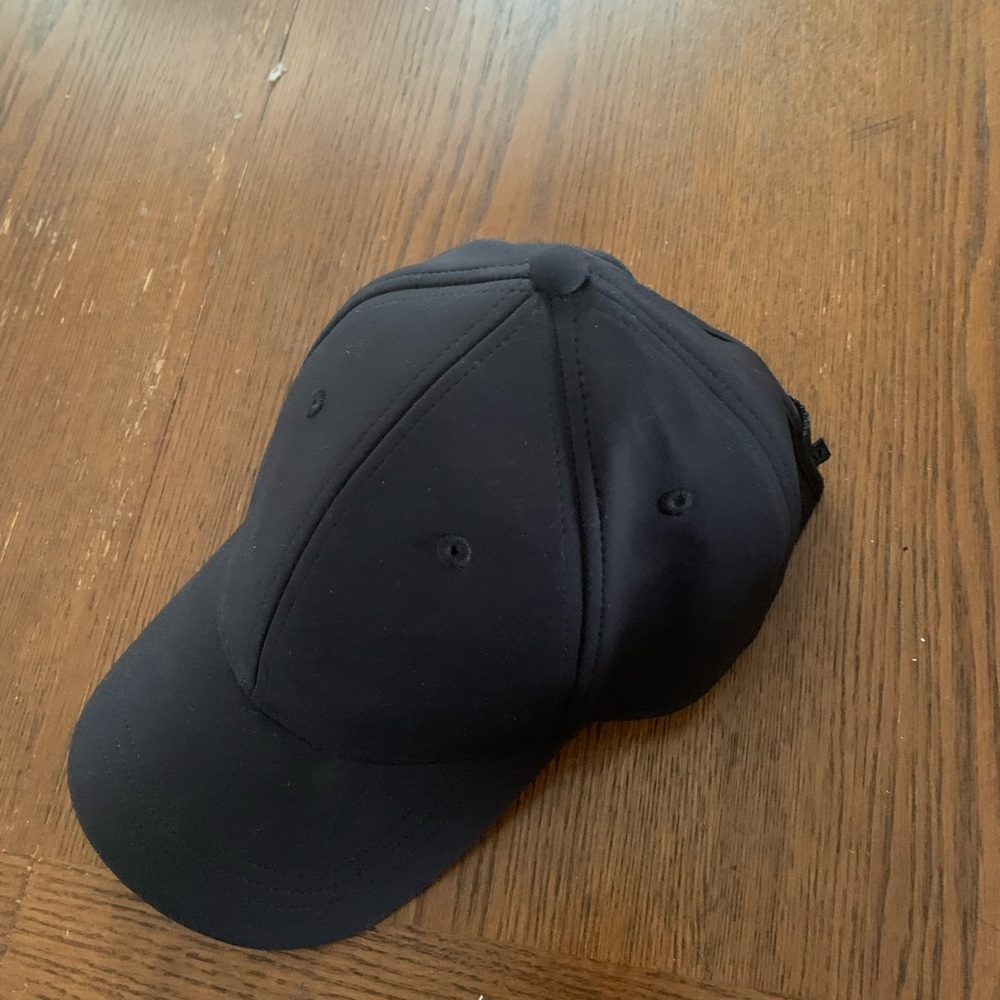 Lululemon Baller Hat